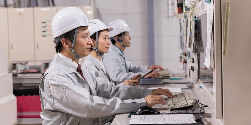 工場でのモニタリングの様子